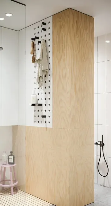Duş alanına pegboard takarak tüm banyo malzemelerinizi ve eşyalarınızı orada tutabilirsiniz.