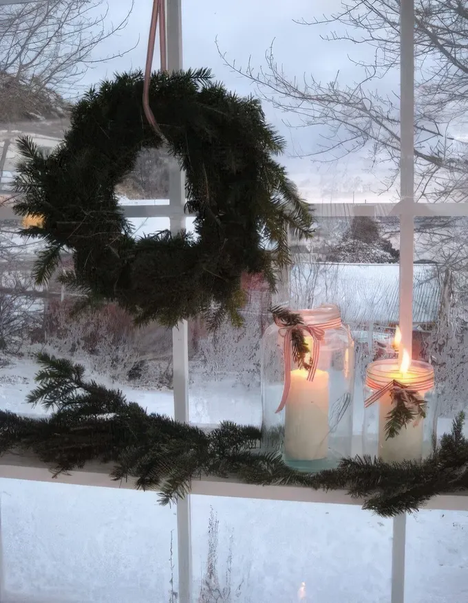Şahane Noel pencere pervazı dekorasyon örnekleri